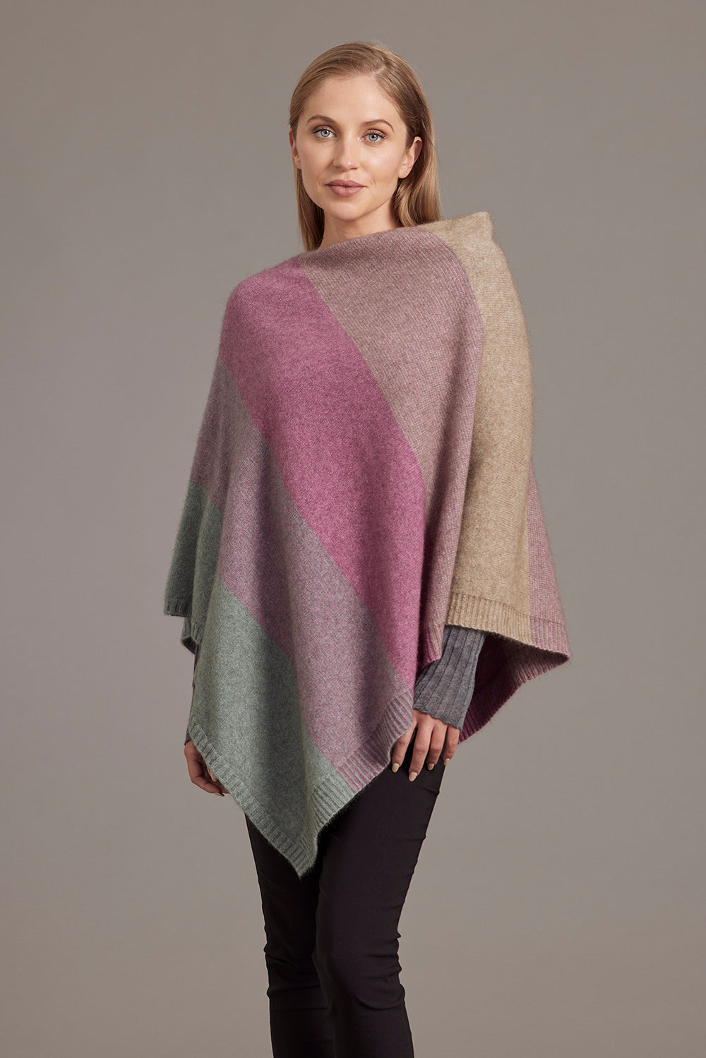Poncho Ombre Hydrangea Mint/Heather/Mocha