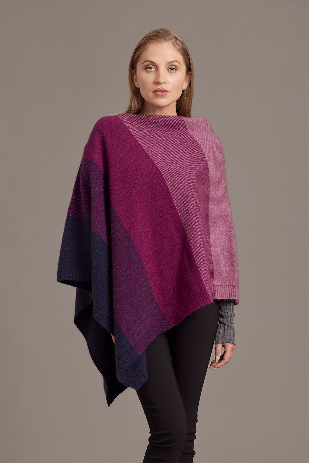 Poncho Ombre Amaranth