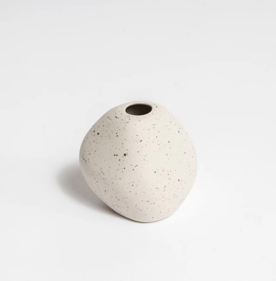 Natural Harmie Vase