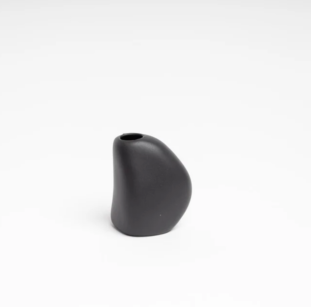 Harmie Vase Pod Black