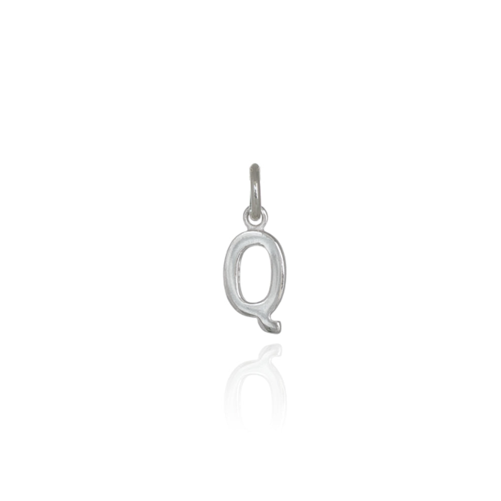 Charm Letter Q