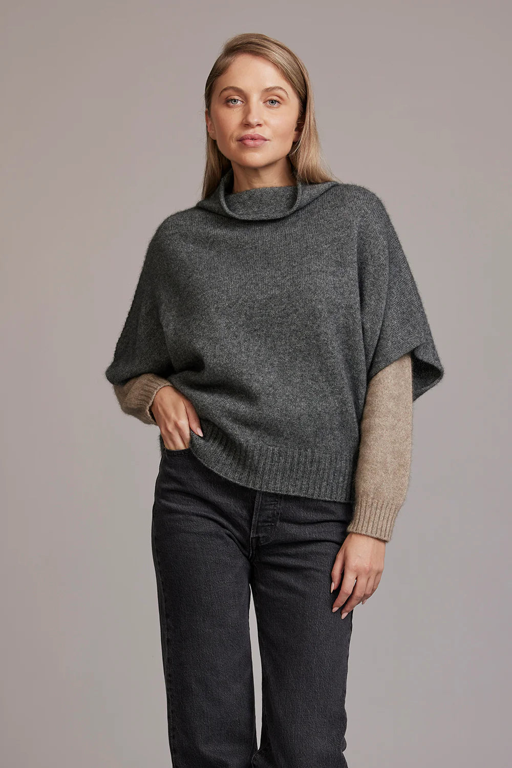 Shrug Sweater Pewter L-XL