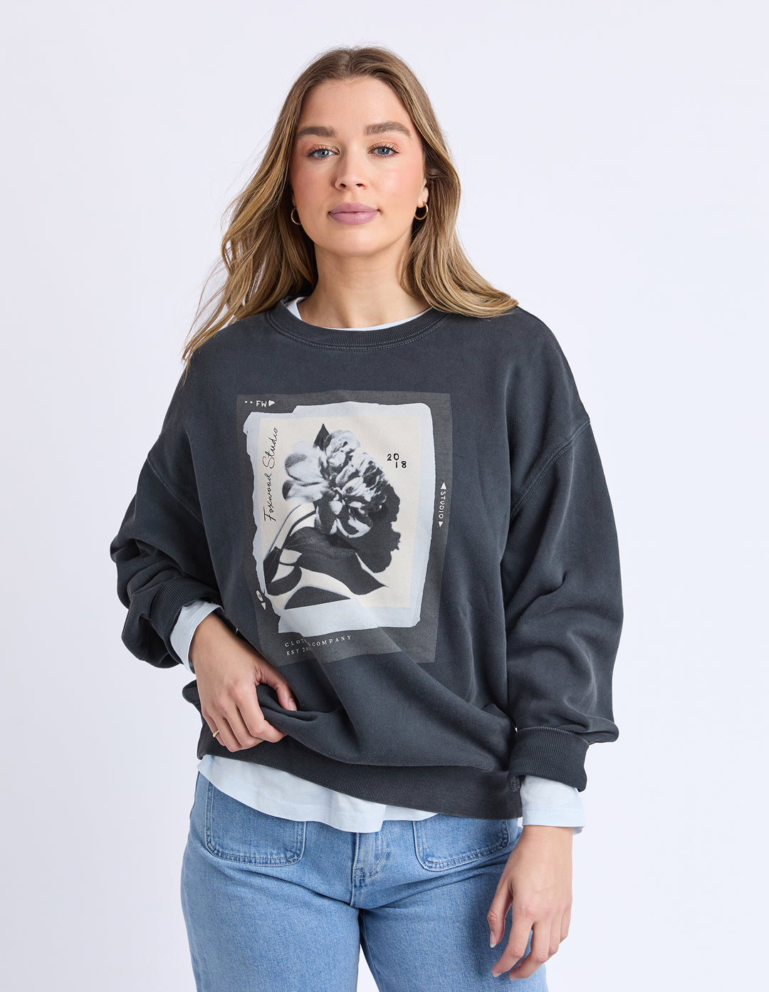 True Bloom Crew - Charcoal