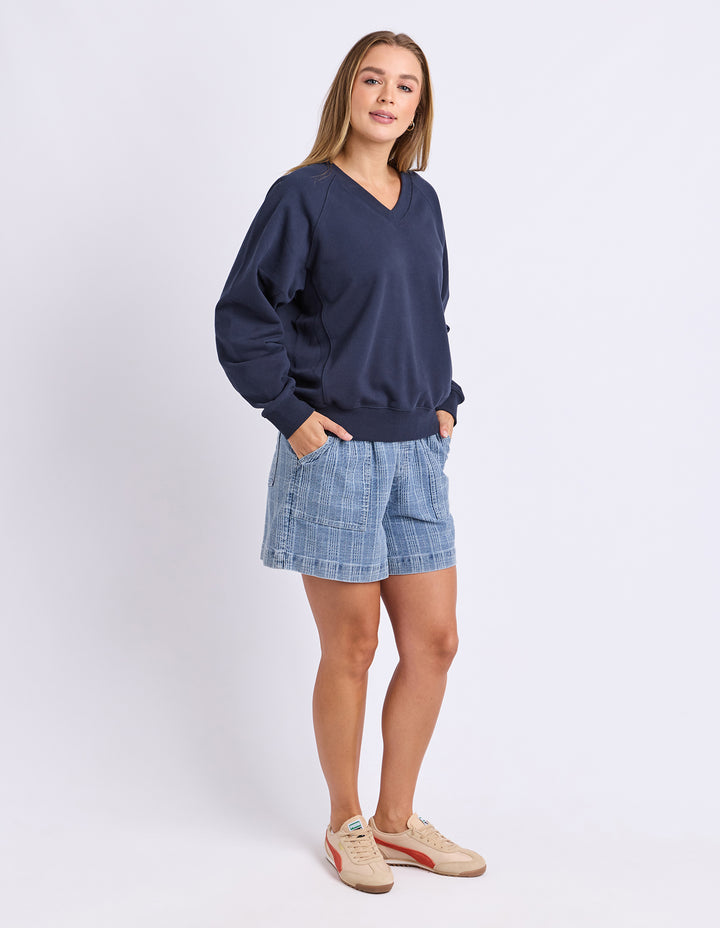 Solace Vee Crew - Navy