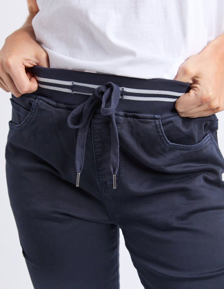 Foxwood | Sylvia Jogger - Navy