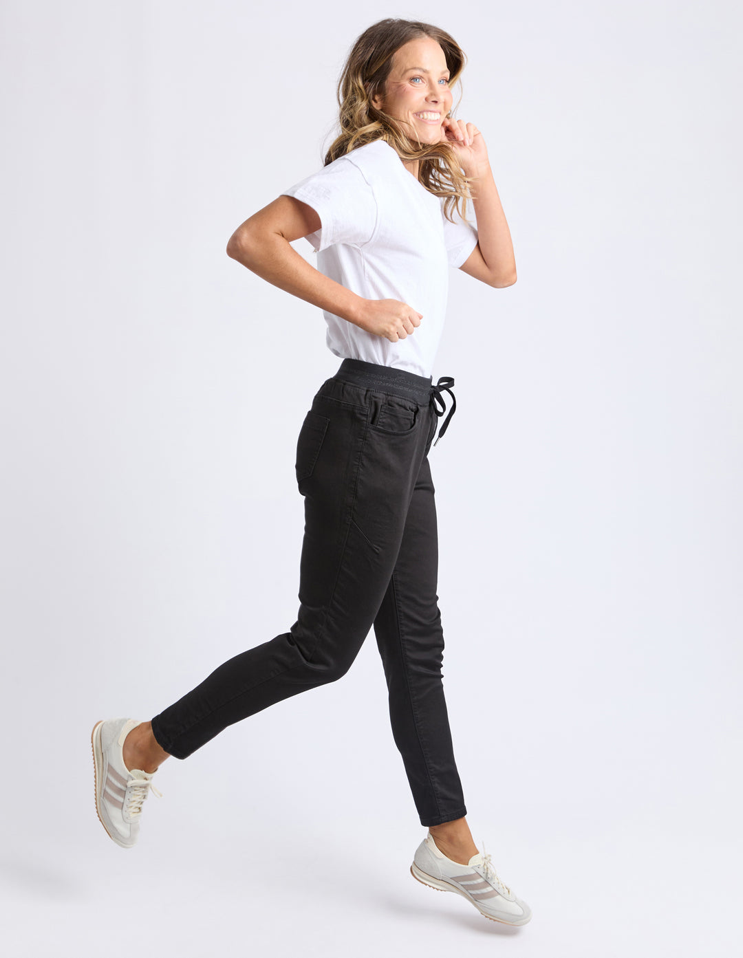 Foxwood | Sylvia Jogger - Black