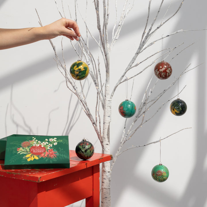 Set of 6 Xmas Baubles - Flora