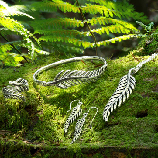Statement Forever Fern Bangle