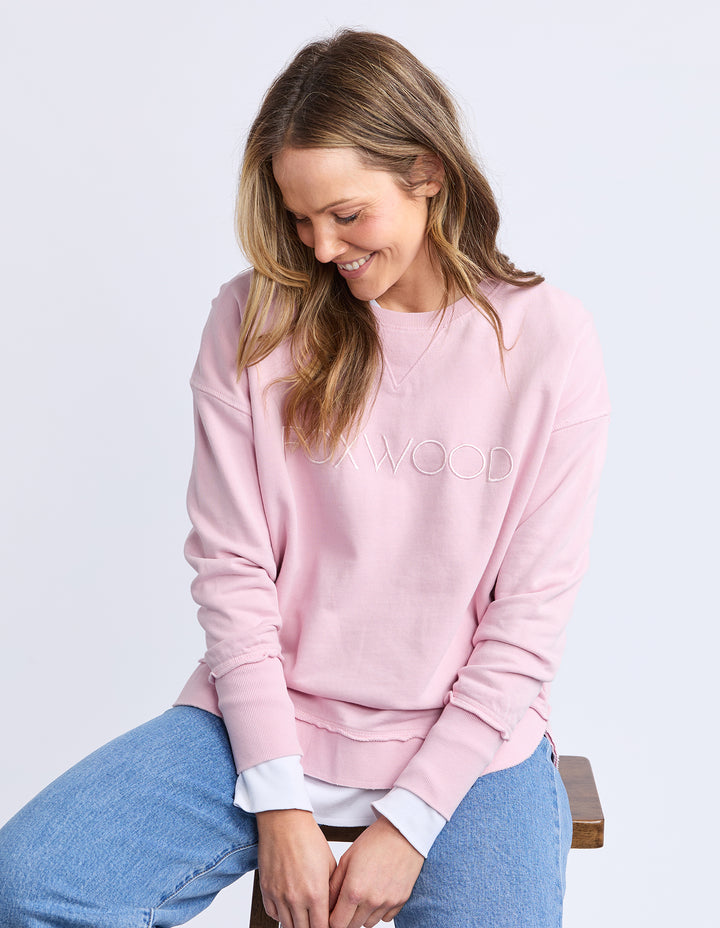 Foxwood Simplified Crew in blossom pink - front view.