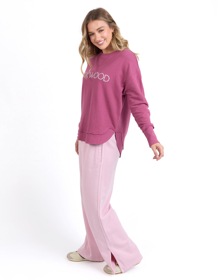 Foxwood Simplified Metallic Crew in Port - Side View.