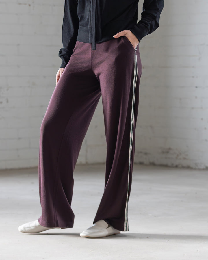 Vassalli Asher Pant Berry front three-quarter view