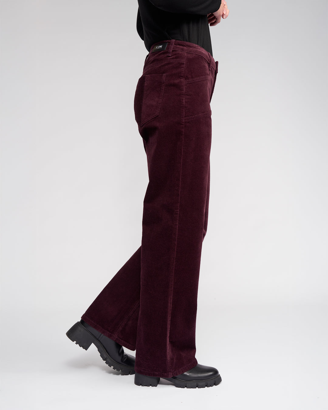 Knewe | Dallas Cord Pant - Raisin - Side
