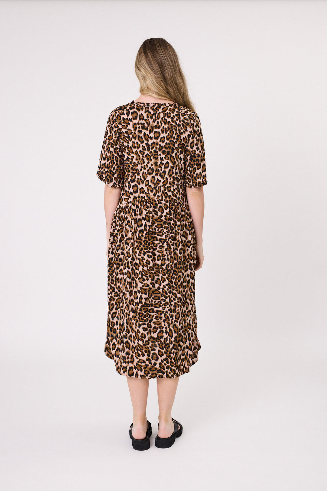 Lemon Tree | Leona Dress - Leopard Print - Back View
