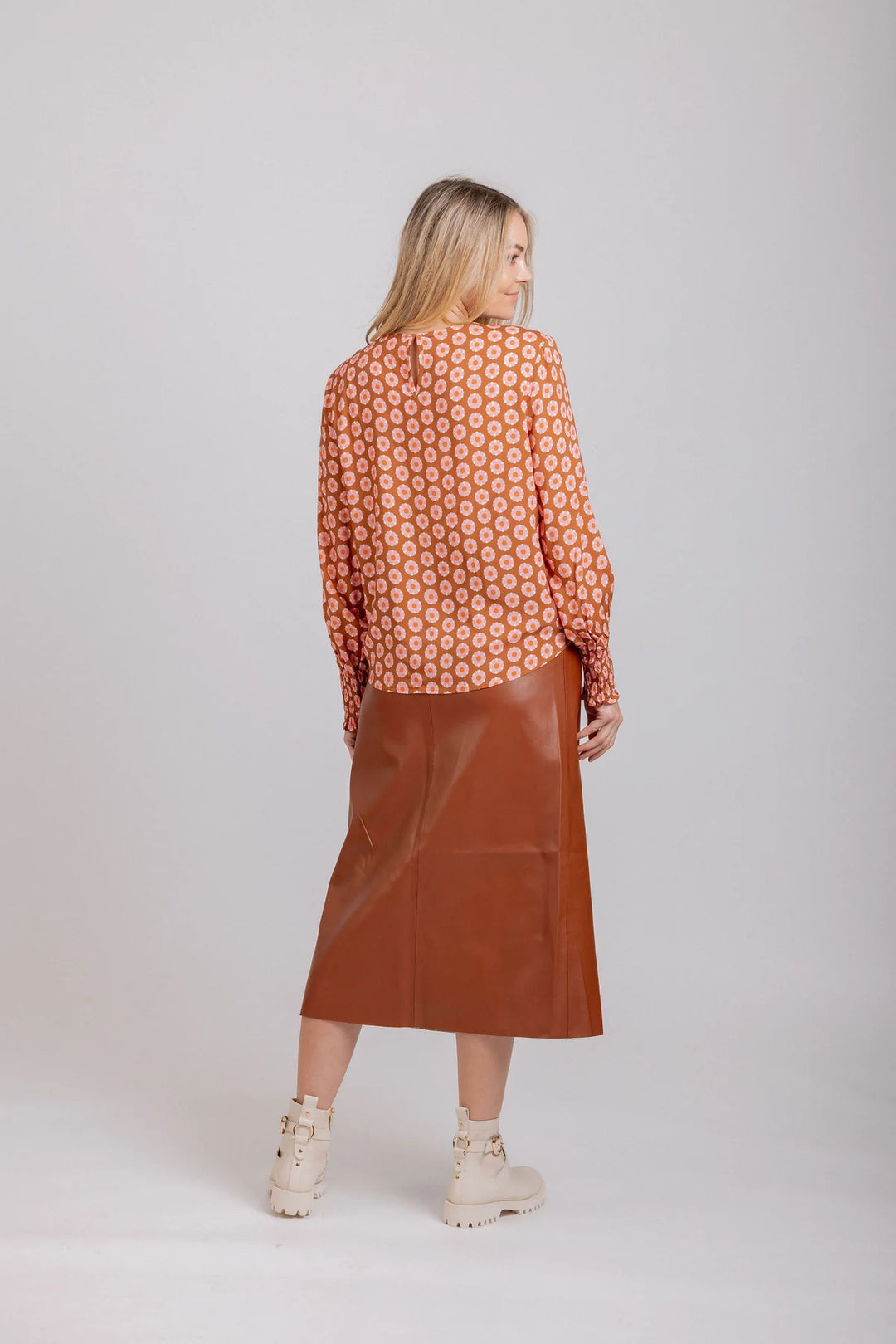Finley Top Floral