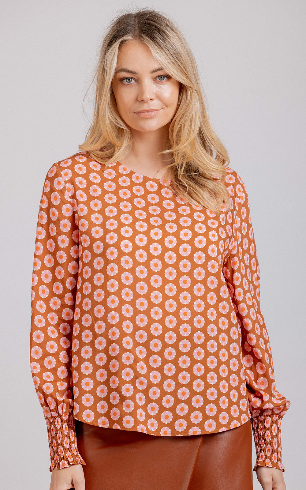 Finley Top Floral