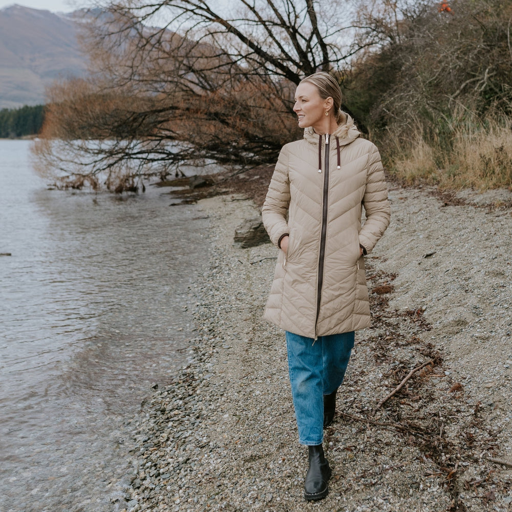 Moke | Arnie Reversible Coat - Chocolate/Palomino - Reversed Out
