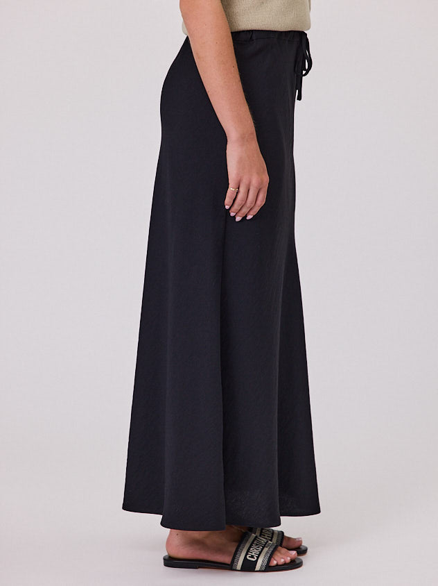 Sway Bias Skirt - Black