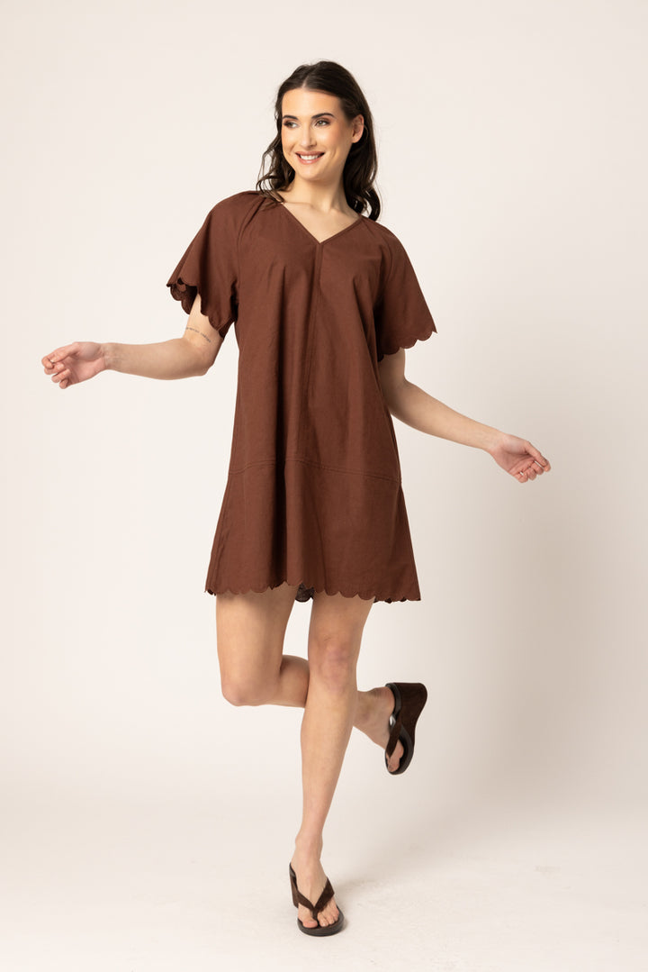 Scallop Shortie Dress - Chestnut