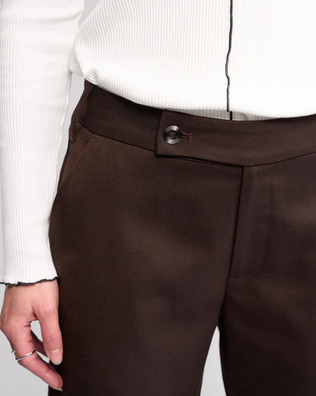 KNEWE Label | Jude Pant - Chocolate
