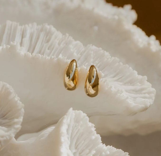 Dewdrop Studs (Renewal) - Gold Vermeil