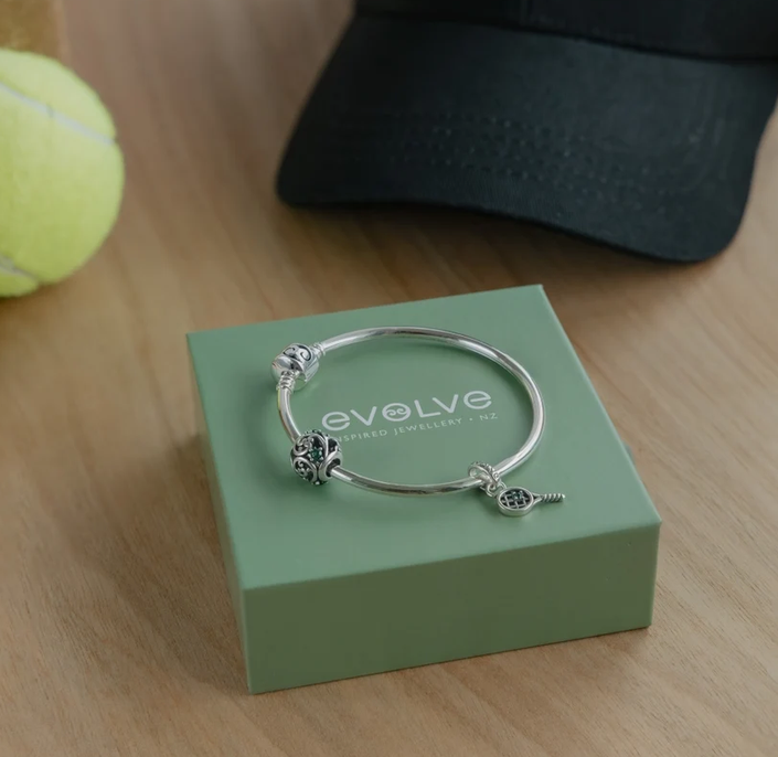 Charm Tennis Pendant (Energy)