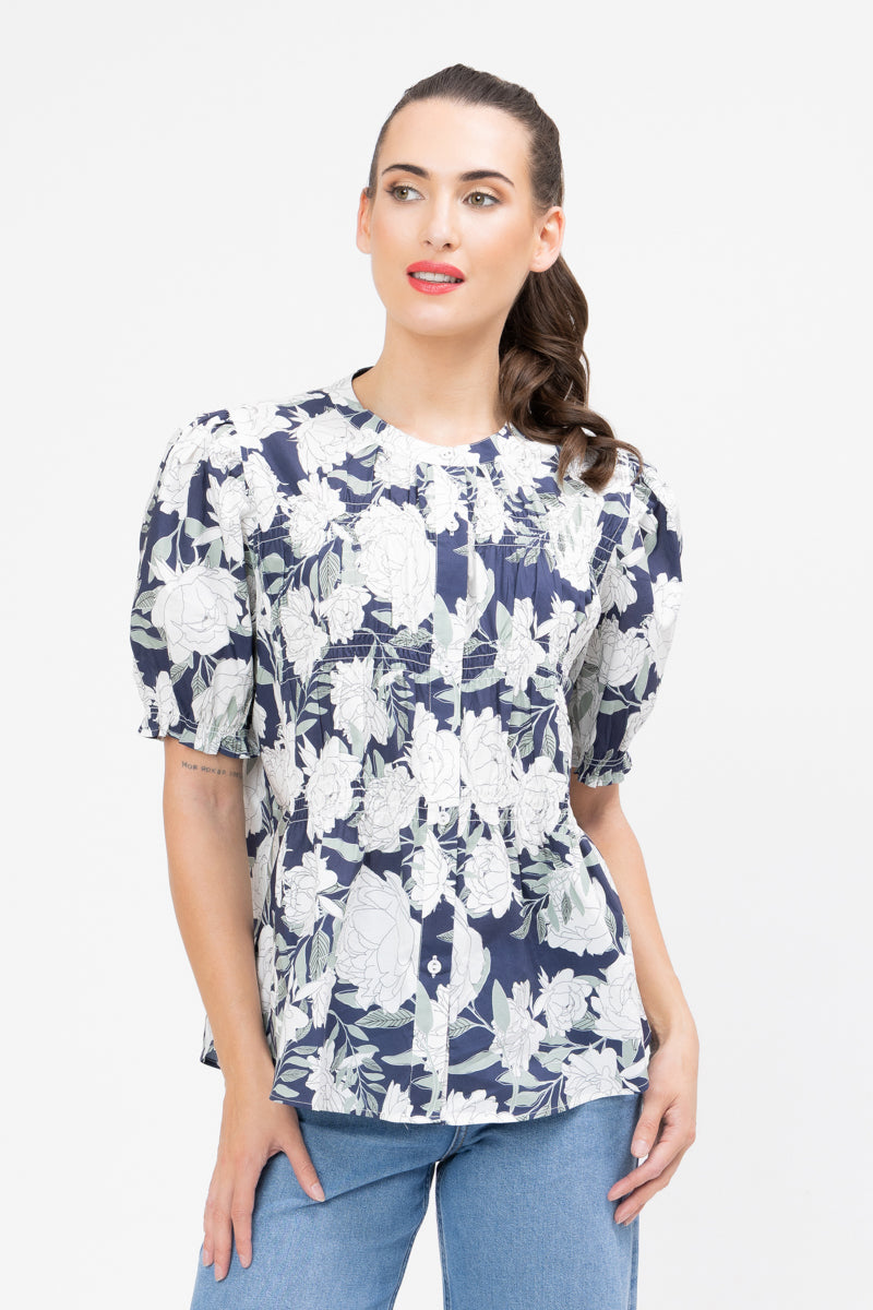 Seeking Lola | Bonita Top Midnight Sage - Front Angle