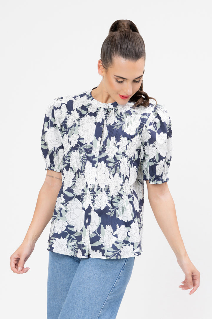 Seeking Lola | Bonita Top Midnight Sage - Looking Down