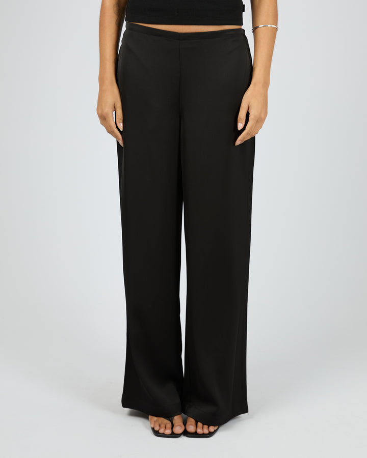 Silent Theory Bailey Pants - Black - Front View