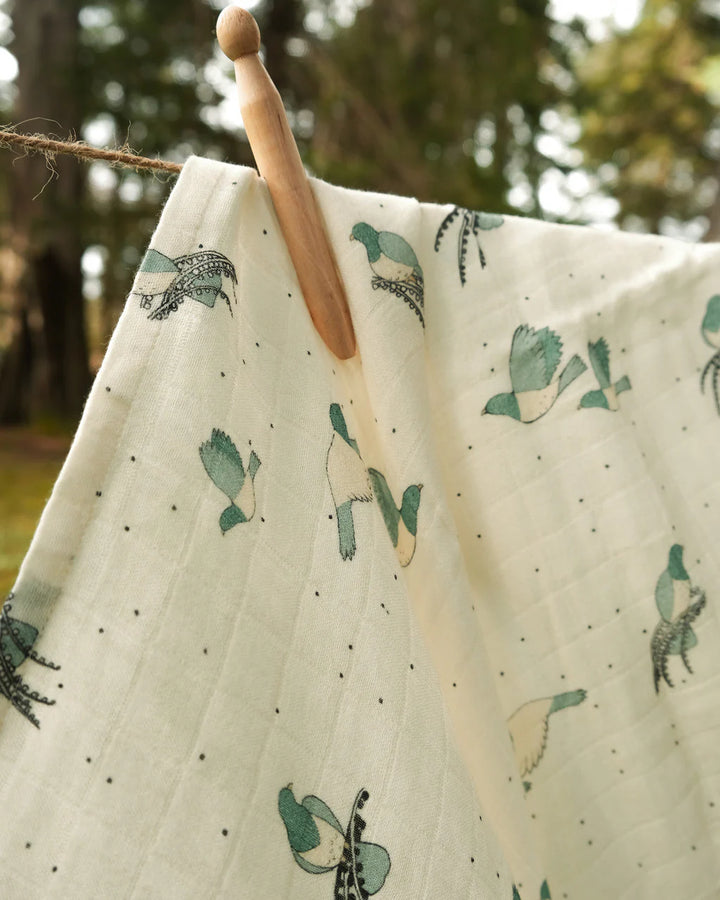 Muslin Wrap Kereru