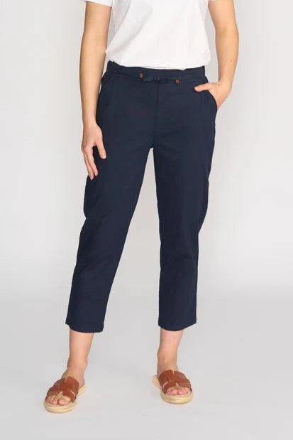 Vassalli 7 8 Slim Leg Elastic Waist Pant in Ink Front View - Just Pants