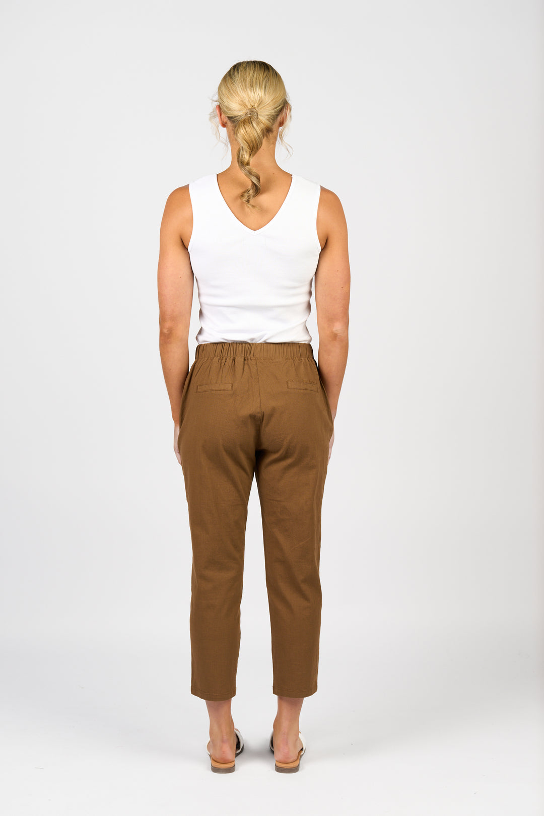 Vassalli 7/8 Tie Waist Pant Pecan - Back View 