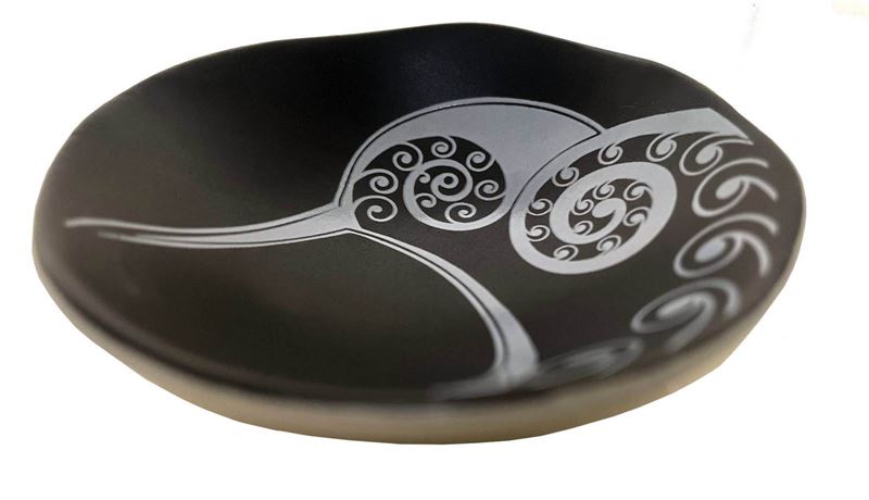 Bowl 7cm Kiwi White on Black